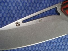 нож из стали D2